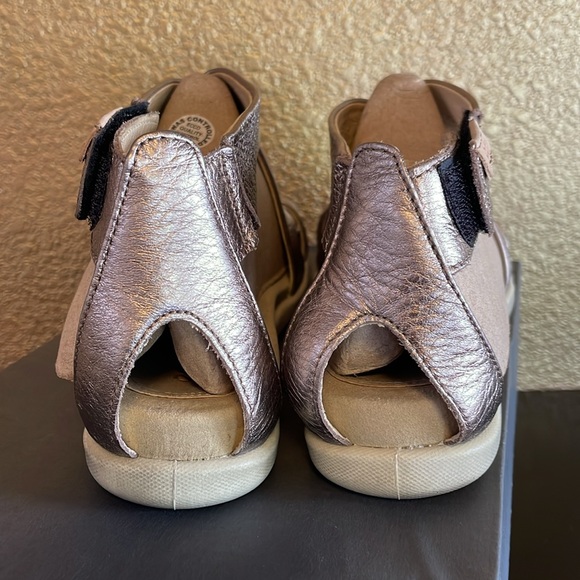 ECCO DAMARA SANDALS - Picture 4 of 11